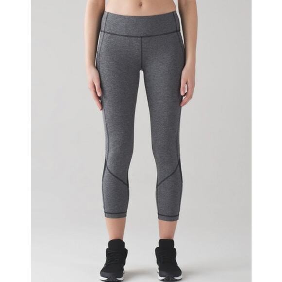 Lululemon Pace Rival Crop 22" Leggings Heathered Black Size 6 - Picture 6 of 10
